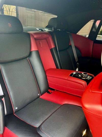 2018 Rolls-Royce Ghost SWB, černá, 84 000 km, dovoz SAE — foto 9 z 9