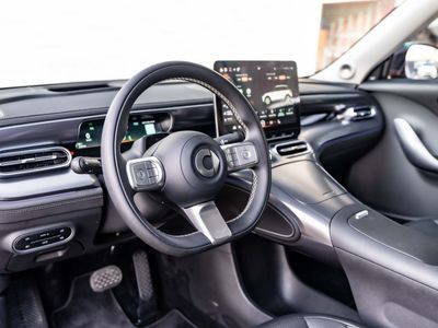 2025 Smart #1 ., stříbrná, 4 358 km, dovoz SAE — foto 10 z 16