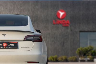 2022 Tesla Model 3 PERFORMANCE, bílá, 99 000 km, dovoz SAE — foto 5 z 16