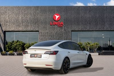 2022 Tesla Model 3 PERFORMANCE, bílá, 99 000 km, dovoz SAE — foto 6 z 16