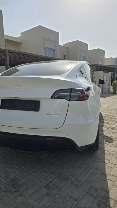 2022 Tesla Model Y PERFORMANCE, bílá, 88 000 km, dovoz SAE — foto 7 z 8