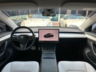 2023 Tesla Model 3 PERFORMANCE, černá, 40 000 km, dovoz SAE — foto 13 z 13