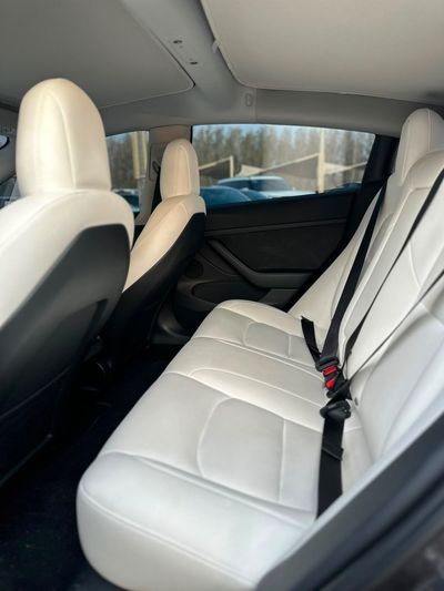 2023 Tesla Model 3 PERFORMANCE, černá, 40 000 km, dovoz SAE — foto 9 z 13