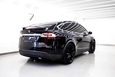 2019 Tesla Model X PERFORMANCE, černá, 33 000 km, dovoz SAE — foto 4 z 16