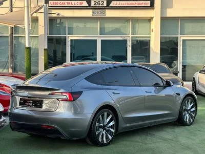 2025 Tesla Model 3 LONG RANGE, šedá, 70 000 km, dovoz SAE — foto 2 z 14