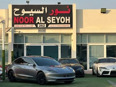 2025 Tesla Model 3 LONG RANGE, šedá, 70 000 km, dovoz SAE — foto 3 z 14