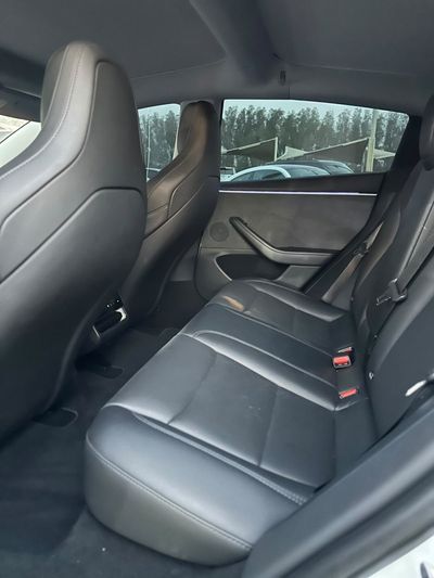 2024 Tesla Model 3 PERFORMANCE, bílá, 60 000 km, dovoz SAE — foto 10 z 13