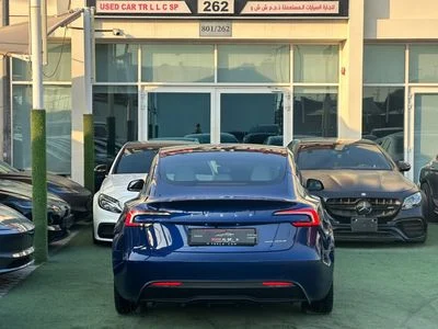 2024 Tesla Model 3 LONG RANGE, modrá, 35 000 km, dovoz SAE — foto 4 z 12
