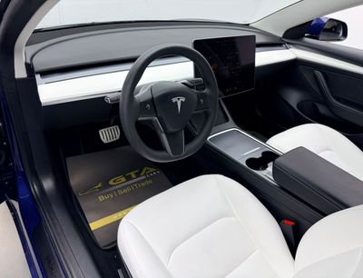 2023 Tesla Model 3 PERFORMANCE, modrá, 65 000 km, dovoz SAE — foto 10 z 16