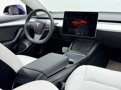 2023 Tesla Model 3 PERFORMANCE, modrá, 65 000 km, dovoz SAE — foto 11 z 16