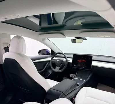 2023 Tesla Model 3 PERFORMANCE, modrá, 65 000 km, dovoz SAE — foto 12 z 16