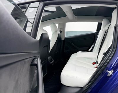 2023 Tesla Model 3 PERFORMANCE, modrá, 65 000 km, dovoz SAE — foto 16 z 16
