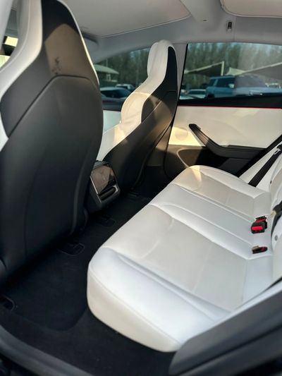 2024 Tesla Model 3 PERFORMANCE, černá, 50 000 km, dovoz SAE — foto 10 z 14