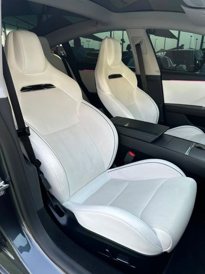 2025 Tesla Model 3 PERFORMANCE, černá, 70 000 km, dovoz SAE — foto 10 z 12