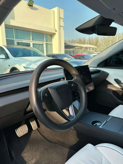 2025 Tesla Model 3 PERFORMANCE, černá, 70 000 km, dovoz SAE — foto 9 z 12