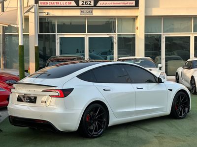 2024 Tesla Model 3 PERFORMANCE, bílá, 69 000 km, dovoz SAE — foto 10 z 12