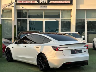 2024 Tesla Model 3 PERFORMANCE, bílá, 69 000 km, dovoz SAE — foto 5 z 12