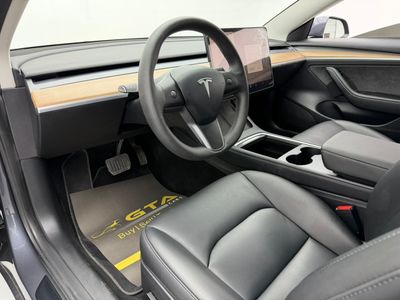 2022 Tesla Model 3 LONG RANGE, šedá, 55 401 km, dovoz SAE — foto 9 z 14