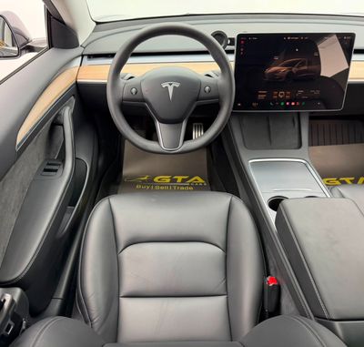 2023 Tesla Model 3 PERFORMANCE, šedá, 26 677 km, dovoz SAE — foto 8 z 16