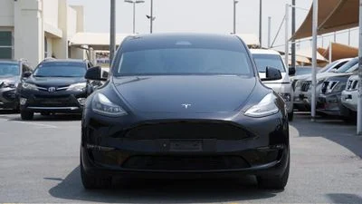 2024 Tesla Model Y PERFORMANCE, černá, 44 000 km, dovoz SAE — foto 2 z 16