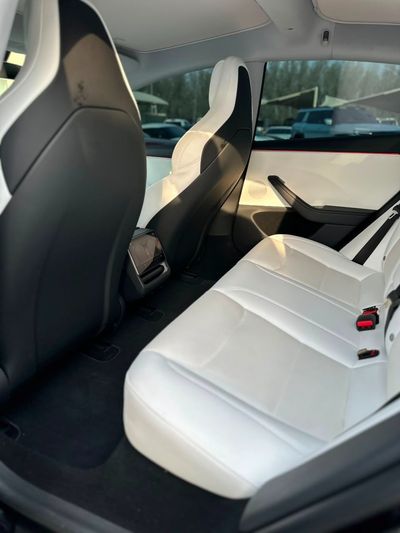 2024 Tesla Model 3 PERFORMANCE, černá, 80 000 km, dovoz SAE — foto 12 z 13
