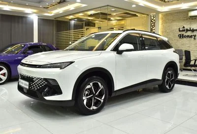 2024 Baic X55, bílá, 23 000 km, dovoz SAE — foto 3 z 16