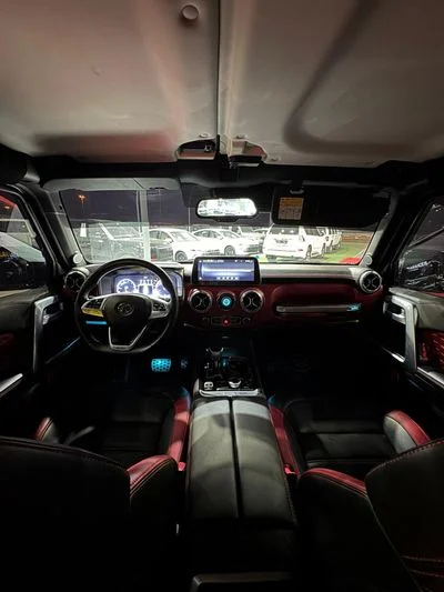 2021 Baic BJ40, černá, 186 000 km, dovoz SAE — foto 4 z 11