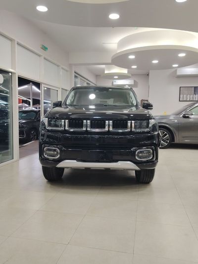 2023 Baic BJ60 FLAGSHIP, černá, 66 000 km, dovoz SAE — foto 2 z 16