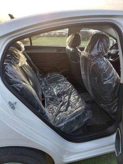 2024 Chery Arrizo e, bílá, 0 km, dovoz SAE — foto 13 z 16