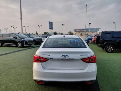 2024 Chery Arrizo e, bílá, 0 km, dovoz SAE — foto 3 z 16