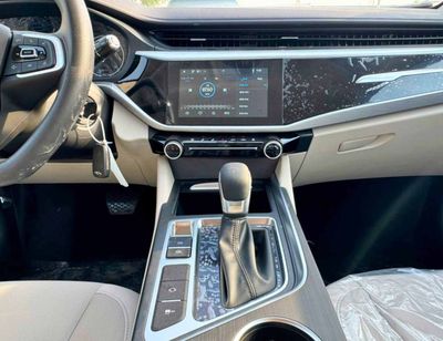 2027 Chery Arrizo 5 STD, stříbrná, 0 km, dovoz SAE — foto 15 z 21