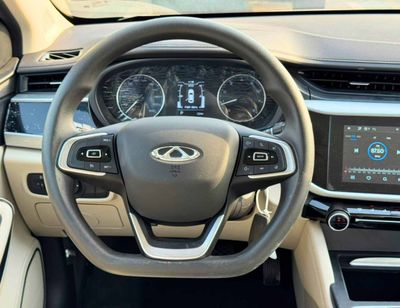 2027 Chery Arrizo 5 STD, stříbrná, 0 km, dovoz SAE — foto 16 z 21