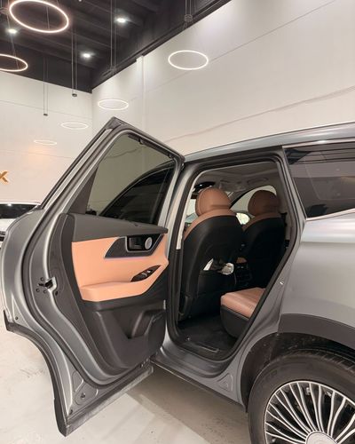 2026 Chery Tiggo 9 PREMIUM, stříbrná, 0 km, dovoz SAE — foto 11 z 16