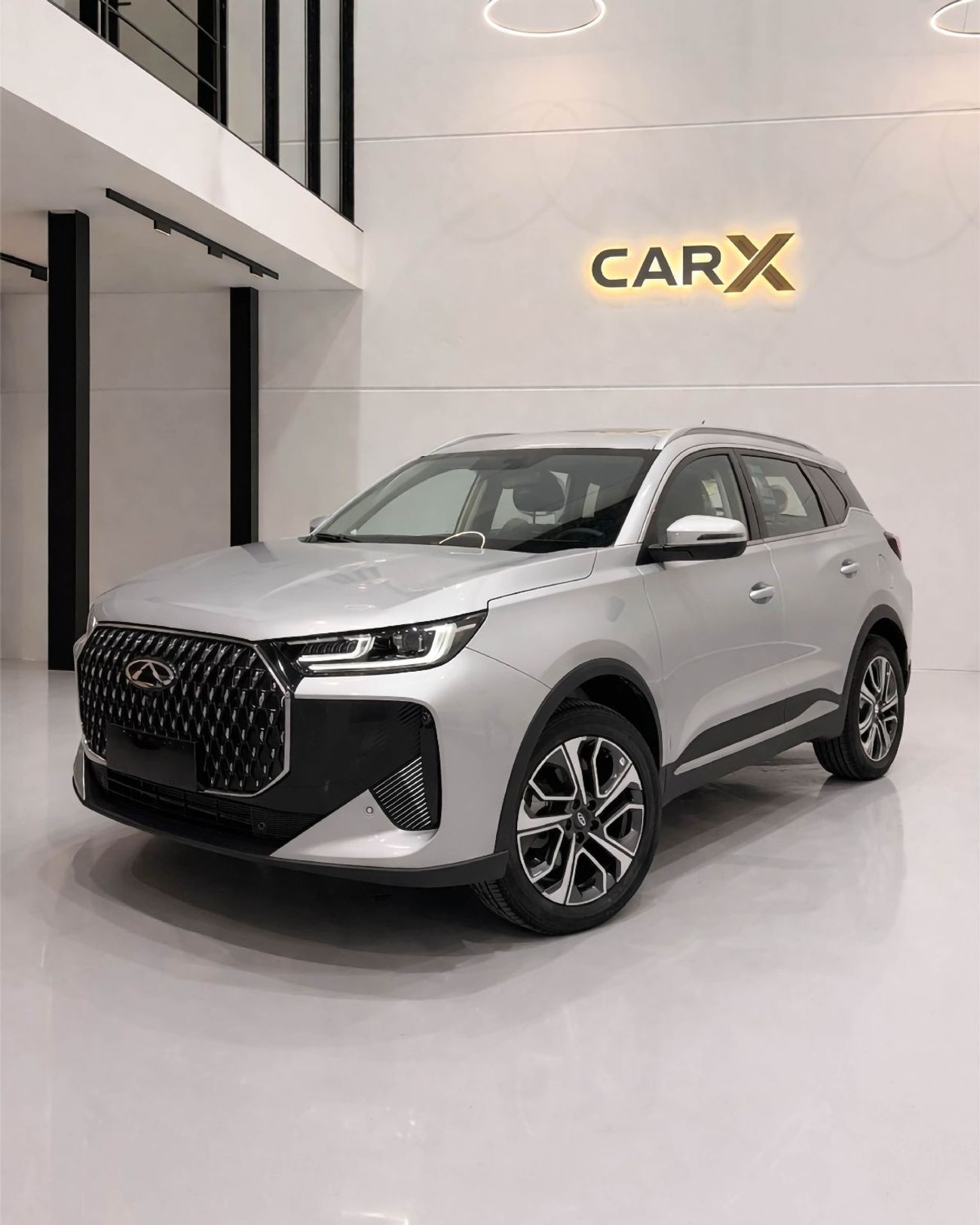 2026 Chery Tiggo 7 LUXURY, stříbrná, 0 km, dovoz SAE — foto 1