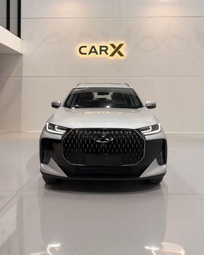 2026 Chery Tiggo 7 LUXURY, stříbrná, 0 km, dovoz SAE — foto 3 z 14