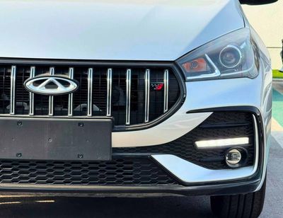 2027 Chery Arrizo 5 STD, stříbrná, 0 km, dovoz SAE — foto 6 z 21