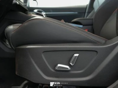 2026 Geely Coolray Battle, bílá, 0 km, dovoz SAE — foto 15 z 30