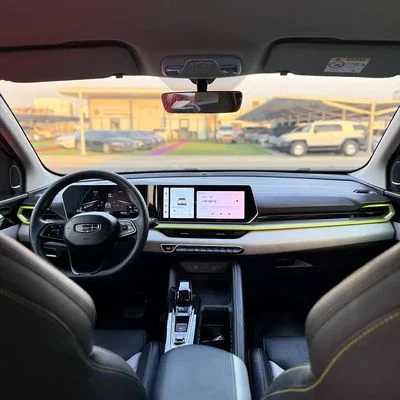 2025 Geely Coolray GL, šedá, 11 000 km, dovoz SAE — foto 5 z 9