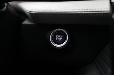 2026 Geely Cityray GF PLUS, stříbrná, 0 km, dovoz SAE — foto 12 z 17