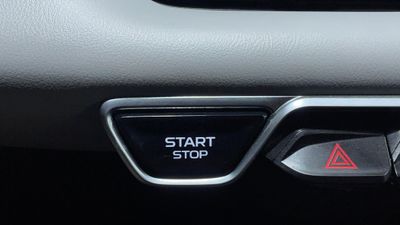2025 Geely Coolray GL, šedá, 34 412 km, dovoz SAE — foto 13 z 16