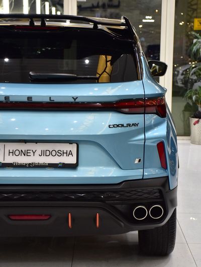 2025 Geely Coolray GF PLUS, modrá, 22 000 km, dovoz SAE — foto 9 z 16
