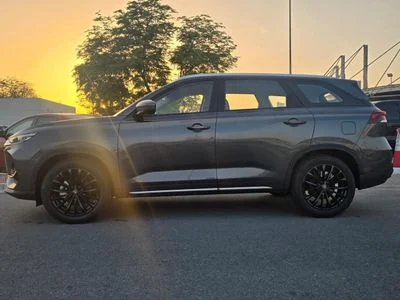 2026 Changan CS75, černá, 0 km, dovoz SAE — foto 3 z 19