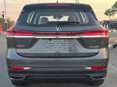 2026 Changan CS75, černá, 0 km, dovoz SAE — foto 6 z 19