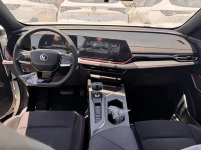 2026 Changan X5 Plus Performance Pro, bílá, 0 km, dovoz SAE — foto 9 z 21