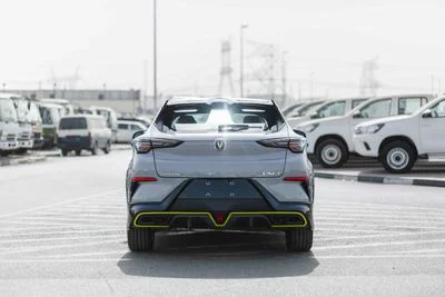 2026 Changan UNI-T, šedá, 100 km, dovoz SAE — foto 7 z 22