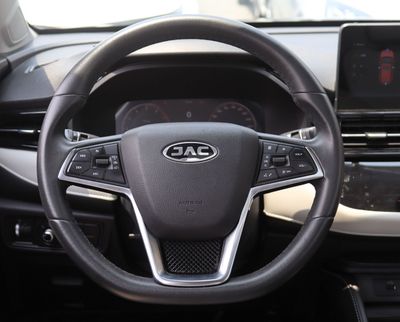 2023 Jac JS4 INTELLIGENCE, šedá, 57 000 km, dovoz SAE — foto 16 z 16
