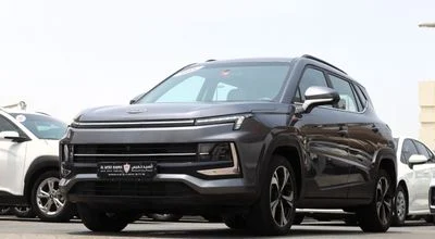 2023 Jac JS4 INTELLIGENCE, šedá, 57 000 km, dovoz SAE — foto 2 z 16