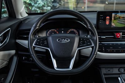 2024 Jac JS4 INTELLIGENCE, černá, 35 000 km, dovoz SAE — foto 15 z 16