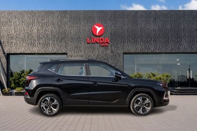 2024 Jac JS4 INTELLIGENCE, černá, 35 000 km, dovoz SAE — foto 7 z 16