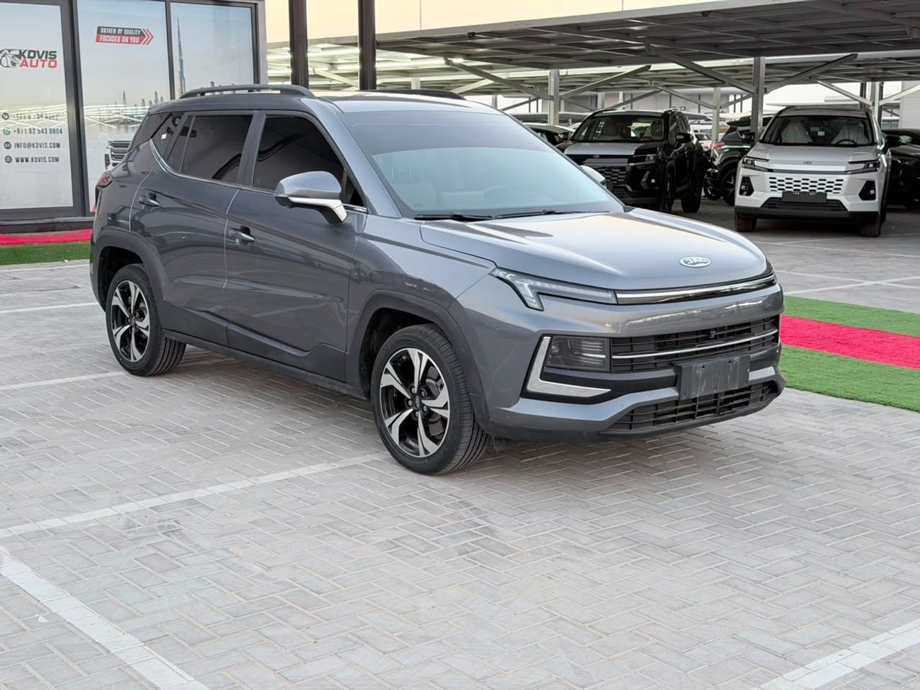 2024 Jac JS4 INTELLIGENCE, šedá, 60 643 km, dovoz SAE — foto 1